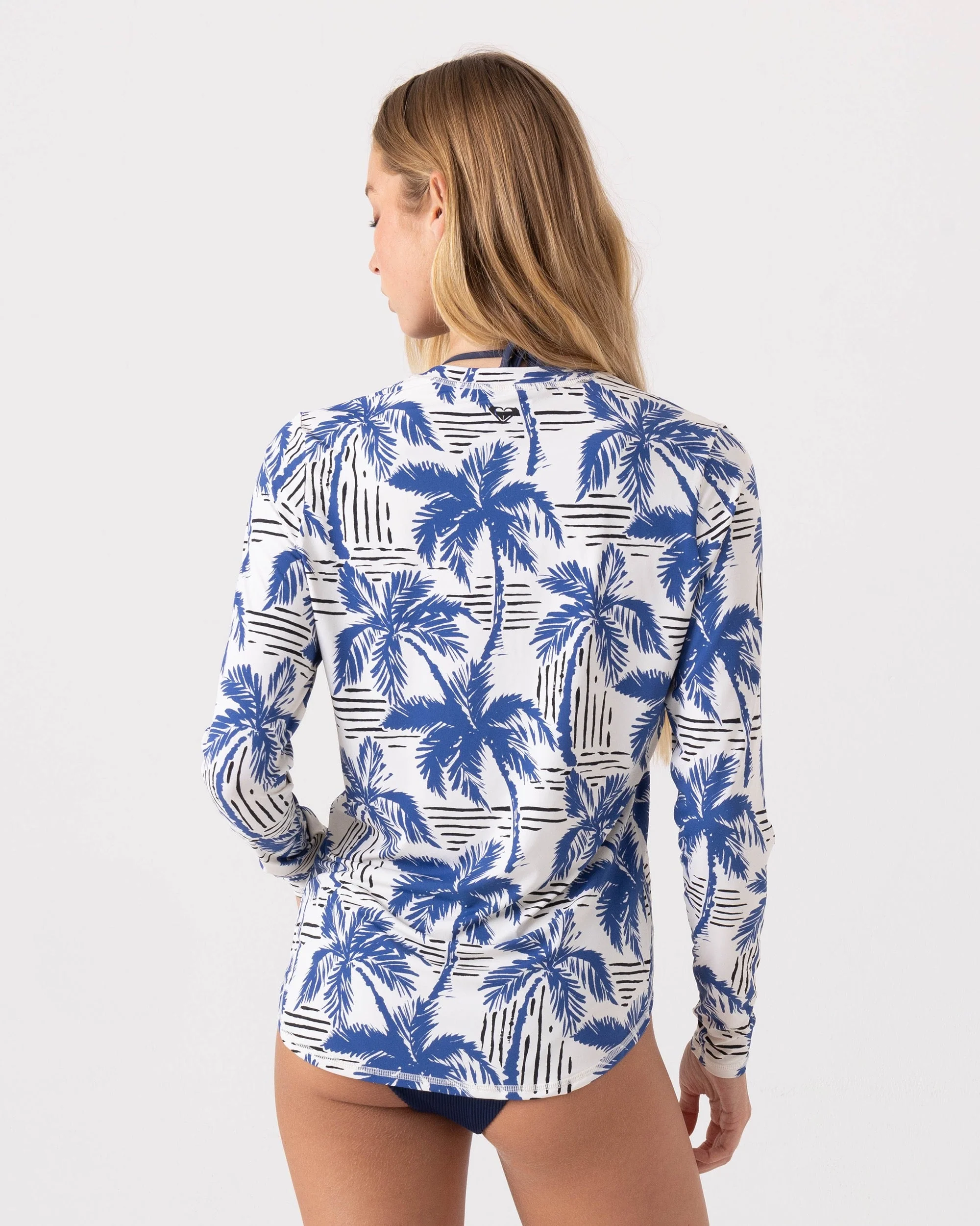 Breezy Does It Sea Skippin Rashguard - Image 4