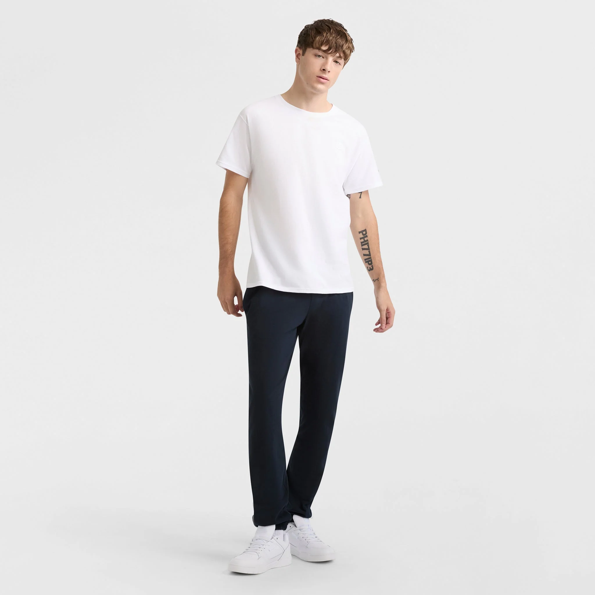 Classic T-Shirt, C Logo - Image 4