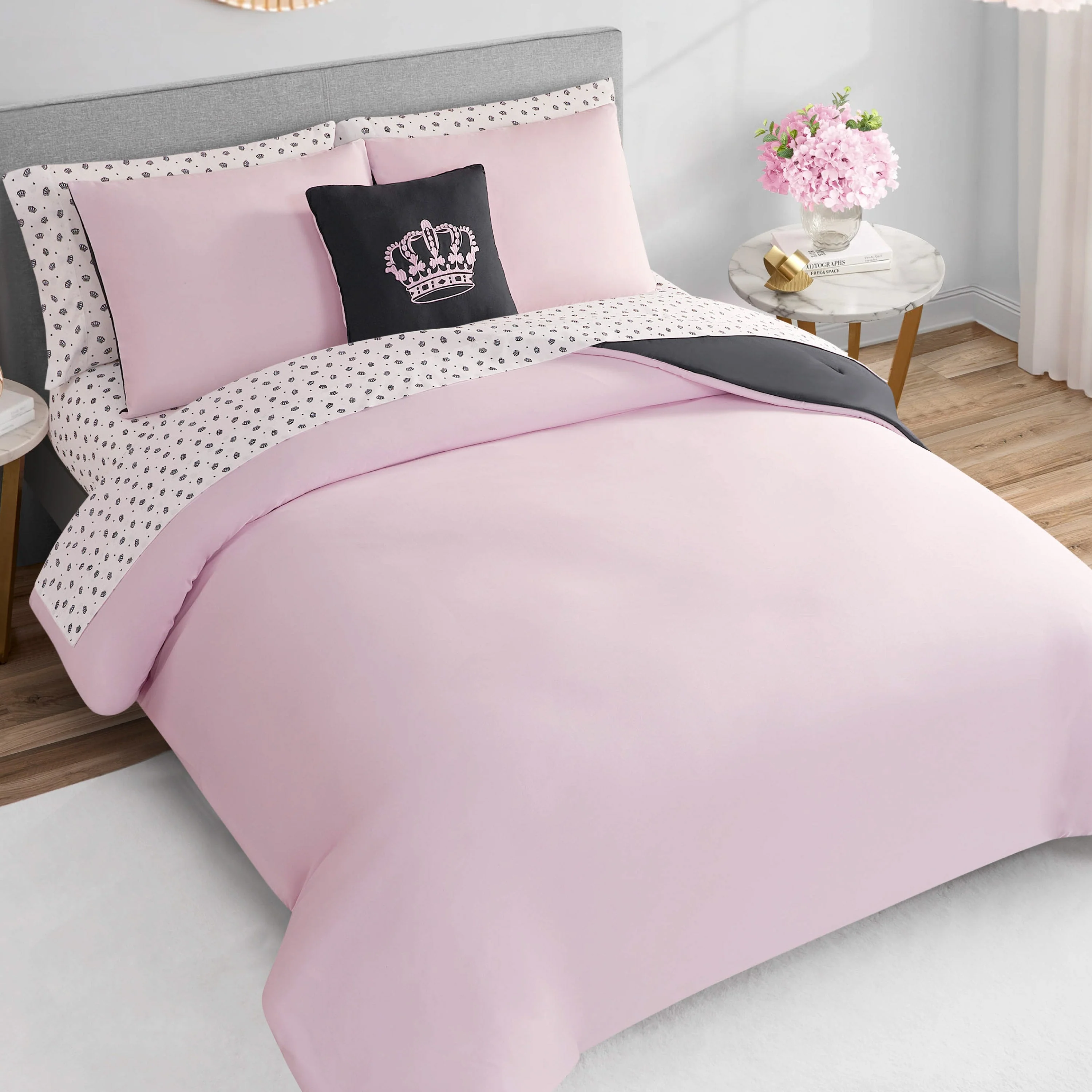 Crown Sparkle Solid Reversible Bed in a Bag Bedding Set - Image 5
