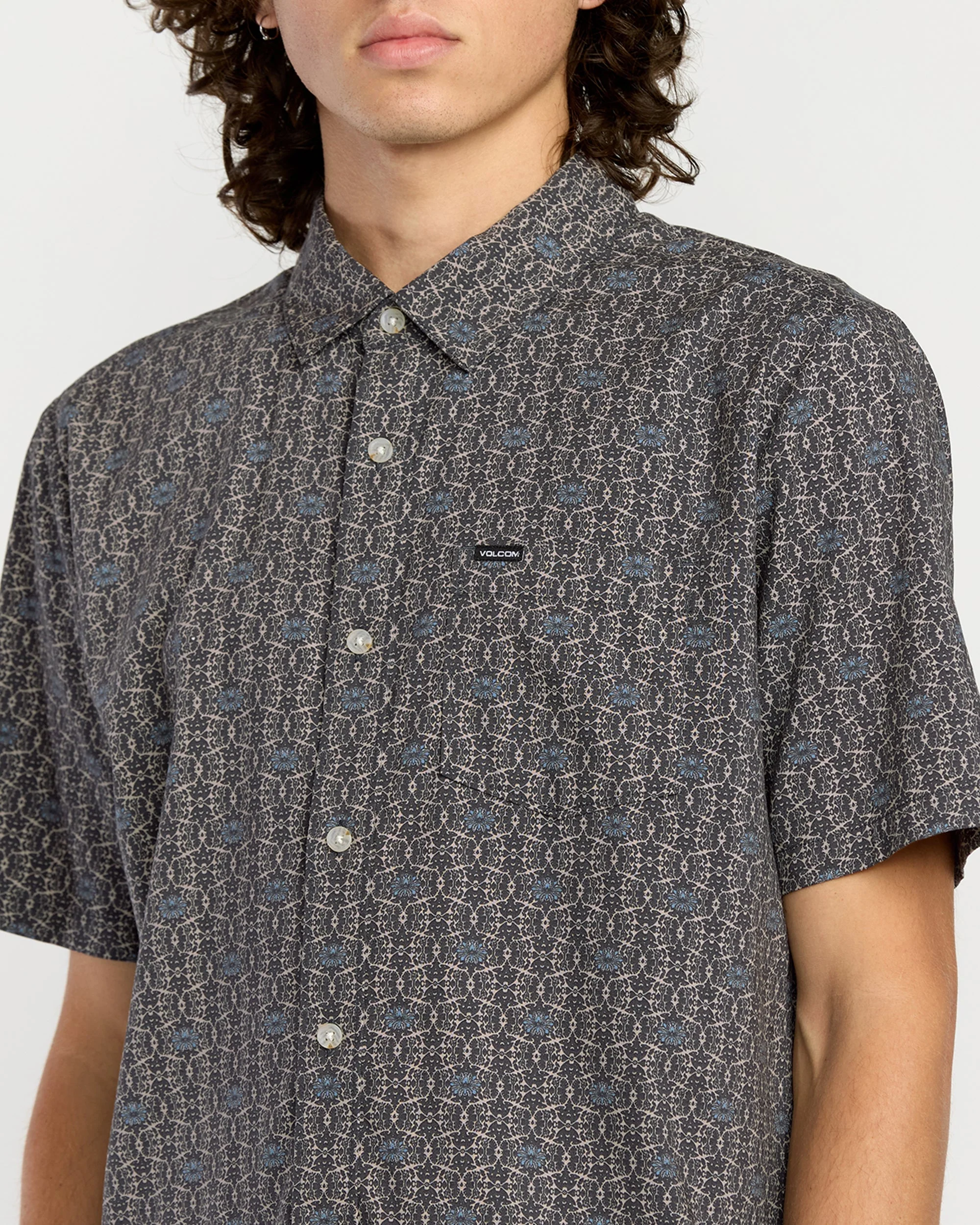 Men's Scaler Stone Woven Short Sleeve Shirt - Image 3