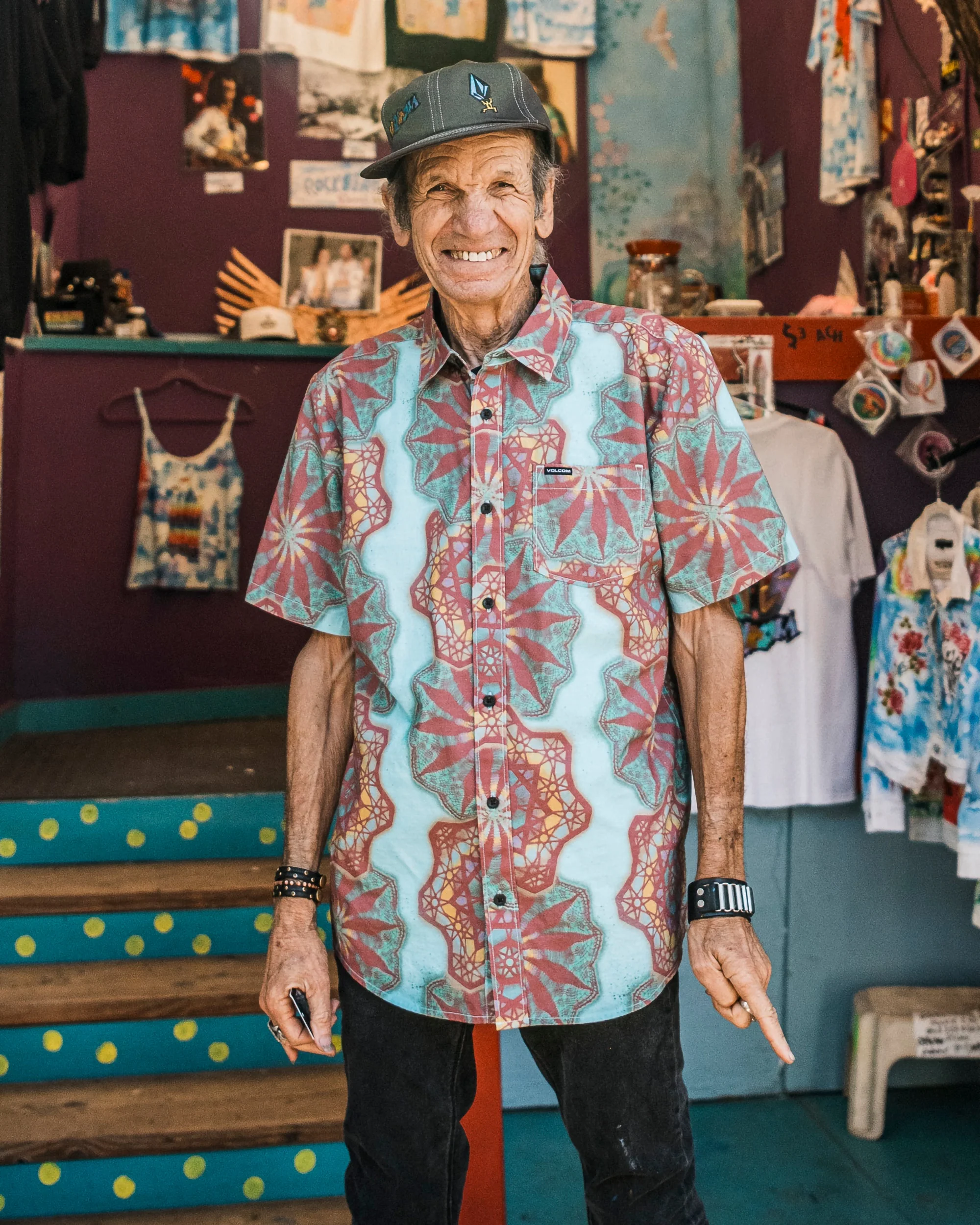 Men's Star Shields Featured Artist Short Sleeve Shirt