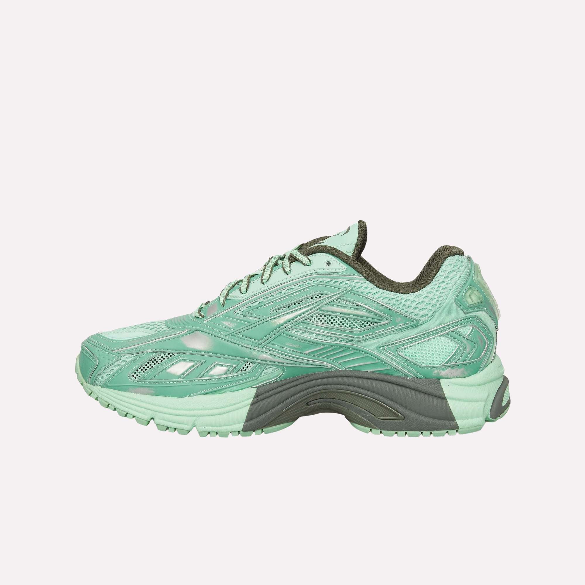 Premier Road Ultra Shoes - Image 3