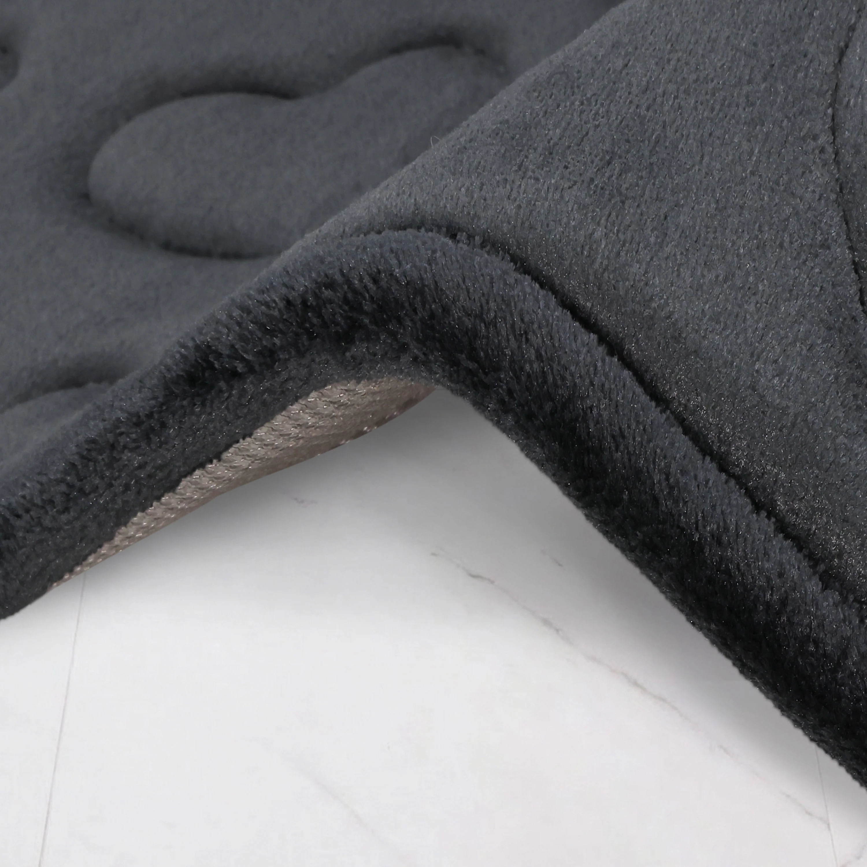Quilted Memory Foam Bath Mat 2-Piece Set - Image 4