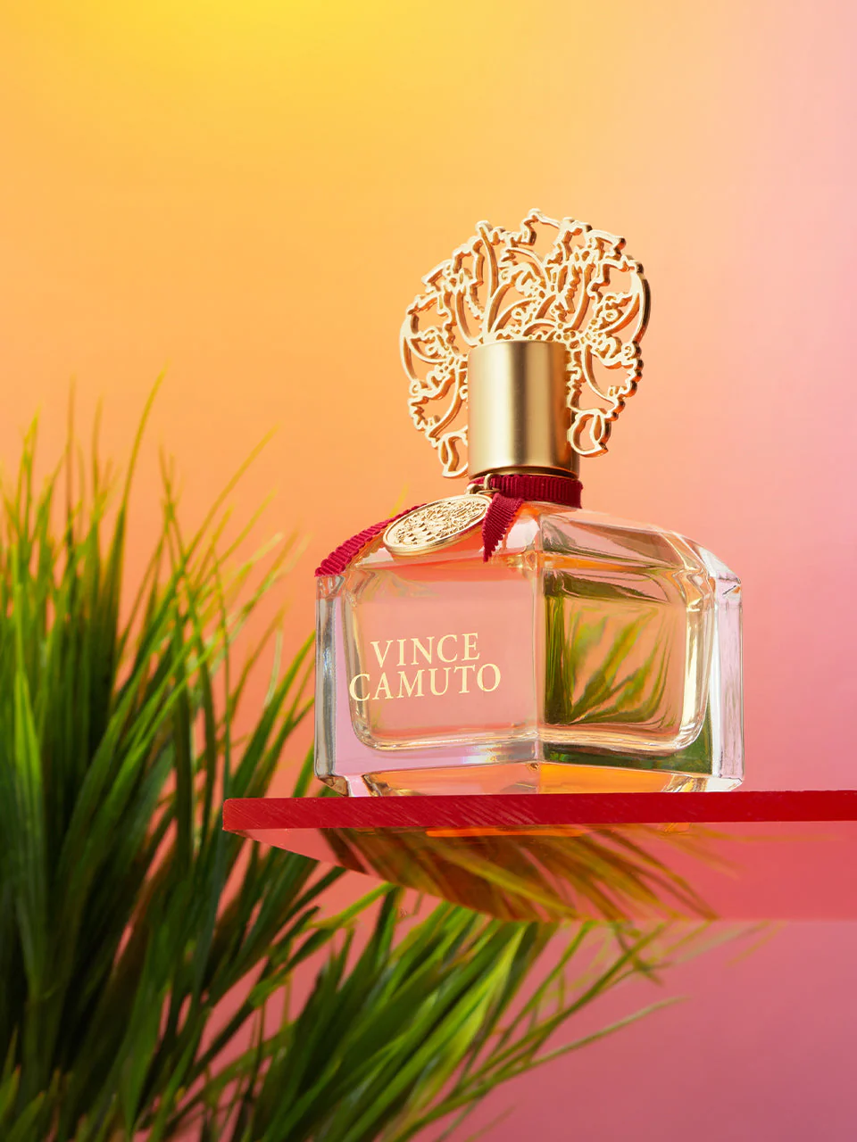 Women 1.7 oz Eau de Parfum Spray - Image 2